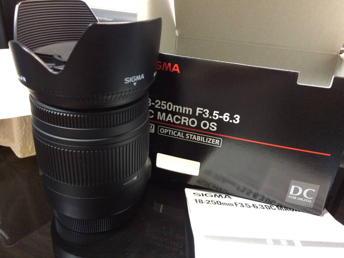 Sigma 18-250mm DC Macro OS HSM f⁄3.5-6.3 - Lens Canon : Mount com for