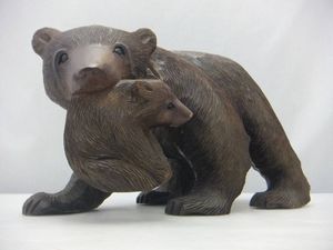 木彫り 熊のYahoo!オークション(旧ヤフオク!)の相場・価格を見る