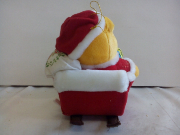 u17♪Ｄisney　くまのプーさん　サンタコス　ぬいぐるみ_2