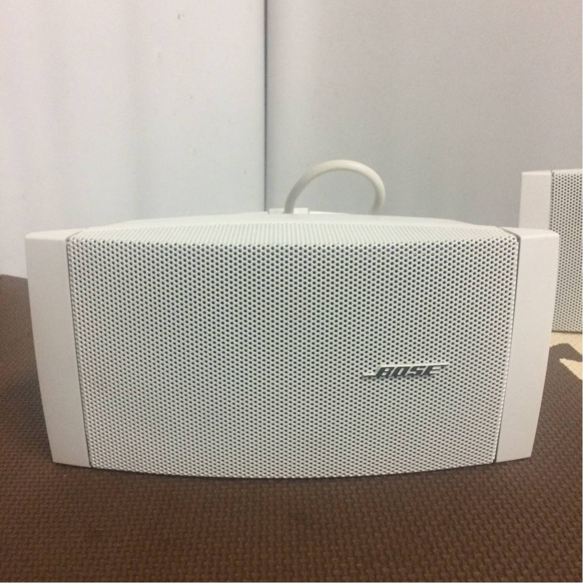 ☆★【美品】 BOSE/ボーズ DS16S FreeSpace Loudspeaker ホワイト 3個セット 壁掛けブラケット付き★☆_2