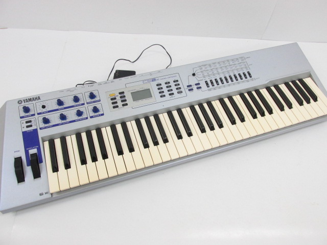 YAMAHA ヤマハ CS2X シンセサイザー☆6259 Yamaha CS-2X Keyboard