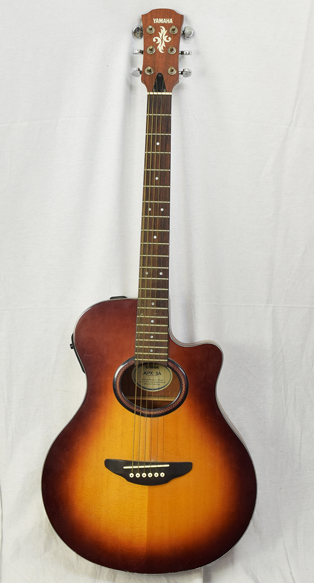 ジャンク・ヤマハYamaha APX-3A エレクトリックアコースティックギター