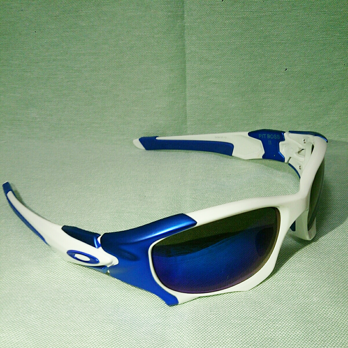 一円スタート！ スポーツサングラス OAKLEY PITBOSS ブルーフレーム