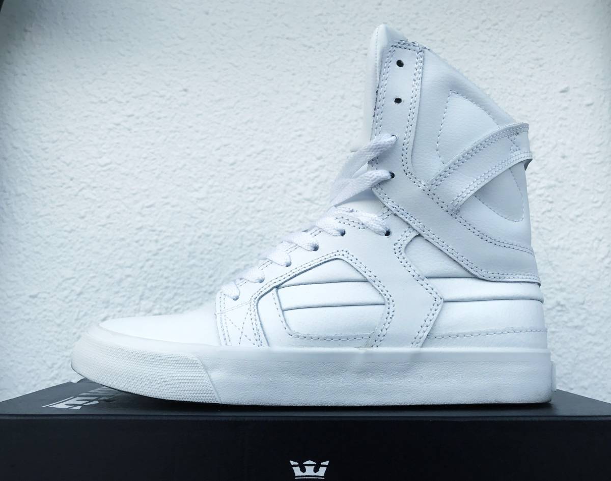 超激得，得価 正規店購入/SUPRA/SKYTOP2/WHITE/ ジャスティン ビーバー愛用のスープラ US7/25cm/NIKE/adidas/SUPREME/短時間着用2回のみ(25.0cm)｜売買されたオークション情報、yahooの商品情報をアーカイブ公開 - オークフ 25.0cm