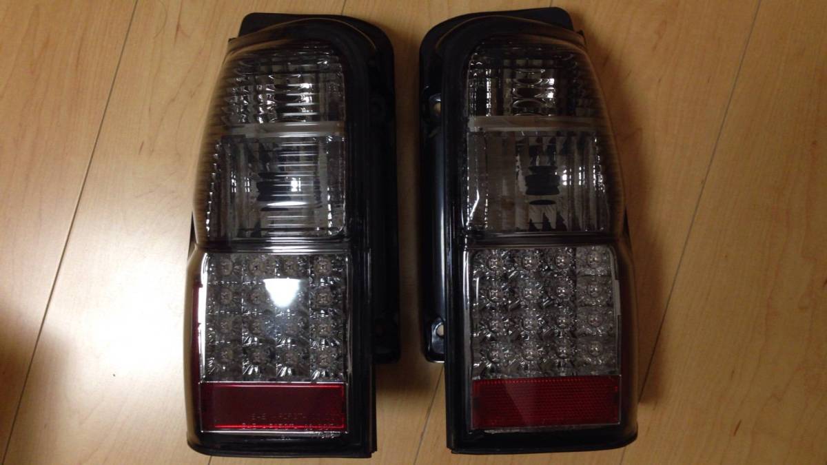 ☆ 破損無し HILUX SURF ハイラックス サーフ 180 185 社外 LED 
