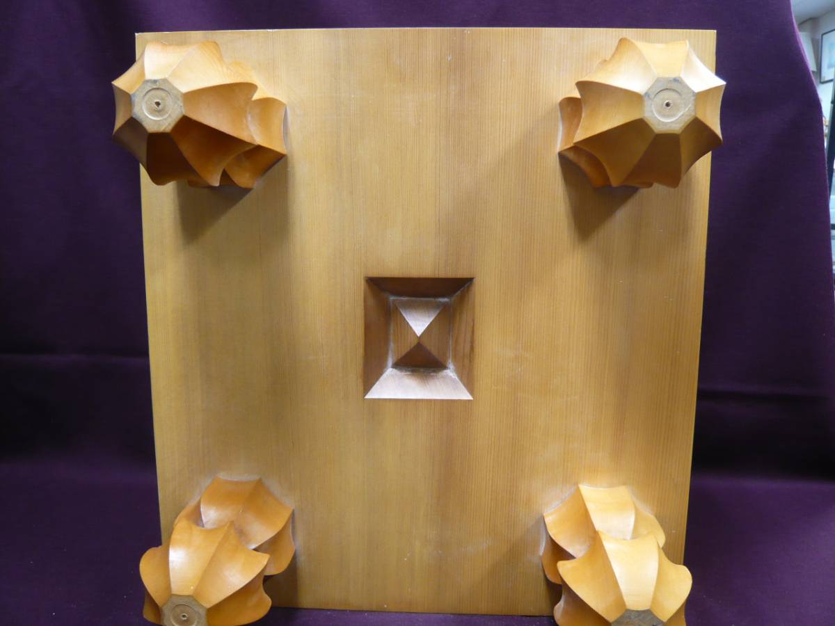 囲碁盤 天然木 42×45.5×18cm（足を除く）