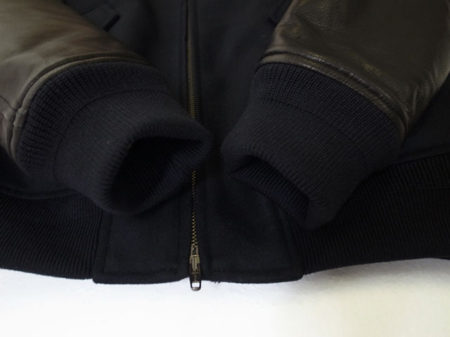 LOUNGE LIZARD(ラウンジリザード）ダブルクロスサキソニーホースハイドリブブルゾン サイズ1 アウター A2