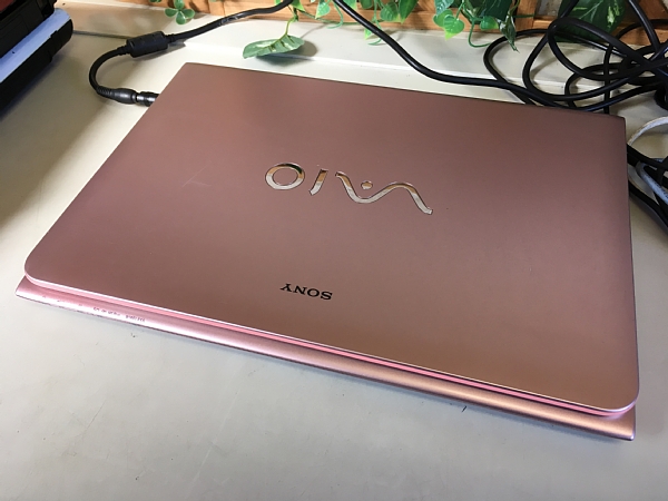 送1000円】SONY ノートパソコン VAIO SVE14A19FJP 中古品
