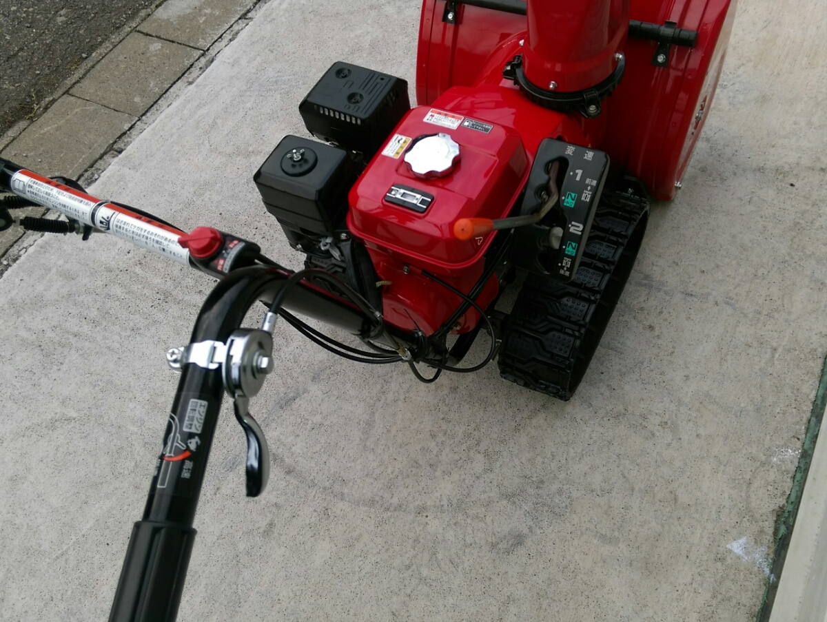 旭川発ホンダ雪丸hss655je1除雪機旭川市内無料配達中古美品！