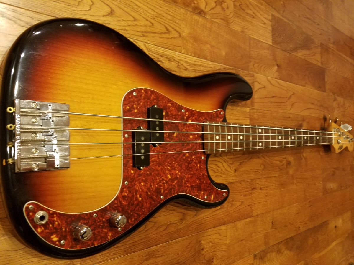 新品同様 GrassRoots/グラスルーツ G-JB-47R エレキベース k4954