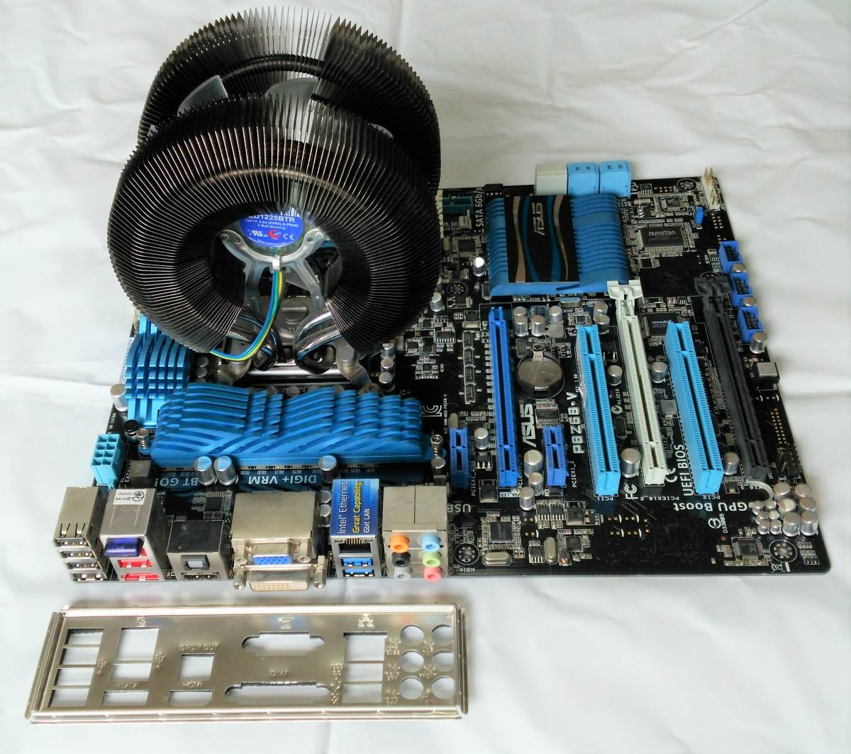 ASUS P8Z68-V Intel LGA1155 Motherboard PRO LGA 0 ATX マザーボード 