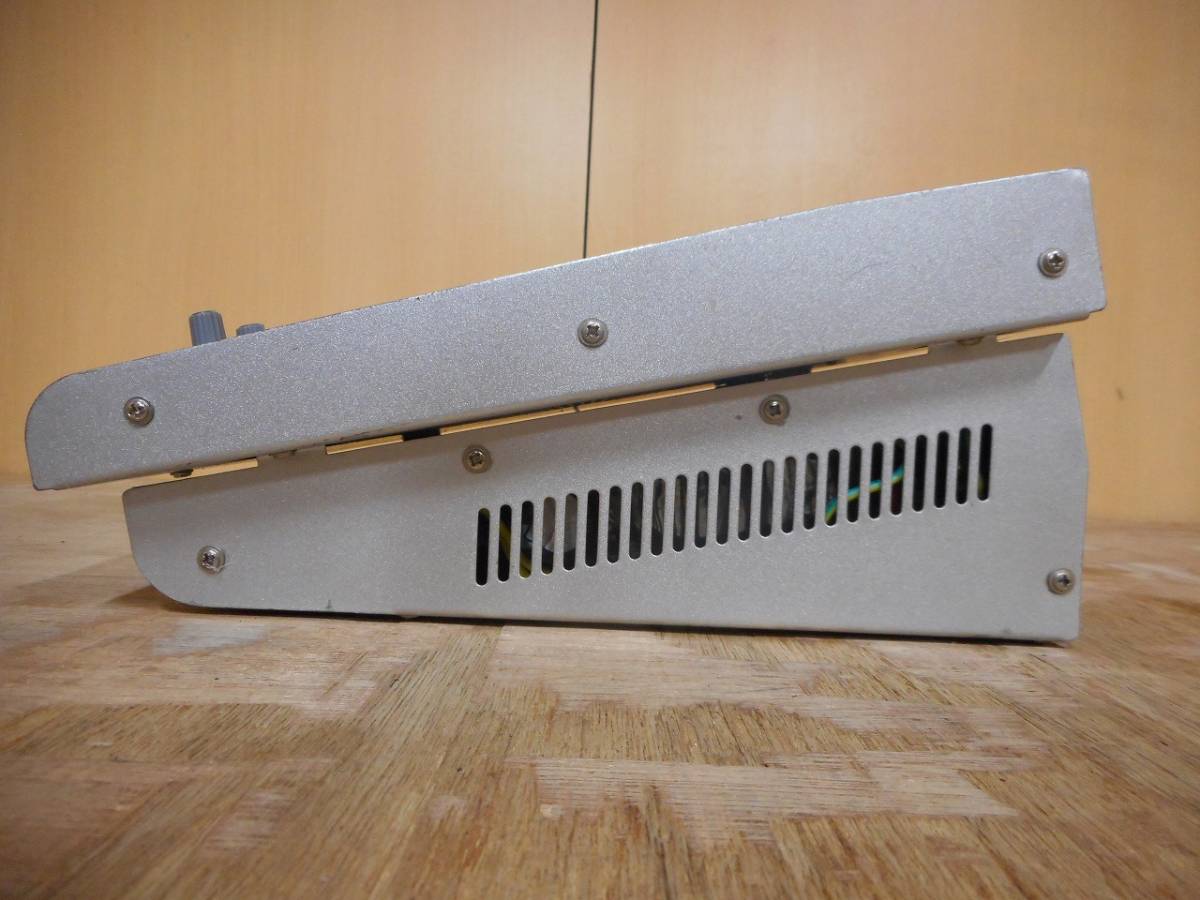 □□ 中古品 Classic Pro クラシック プロ パワードミキサー PM602FX 
