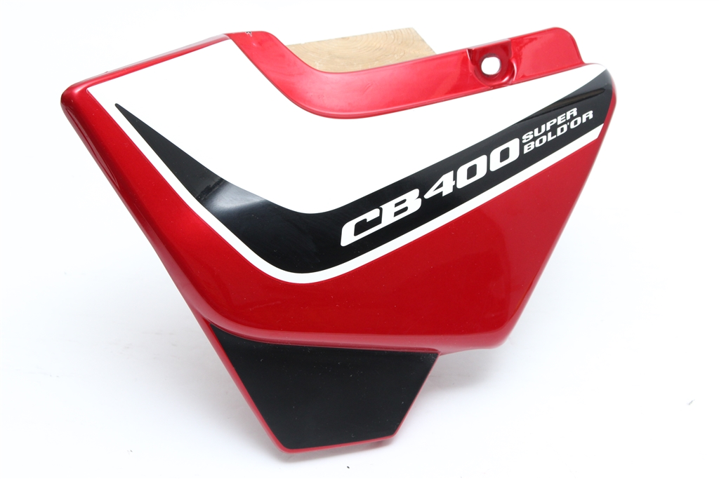 CB400スーパーボルドール Revo★サイドカバー　左★NC42-1402