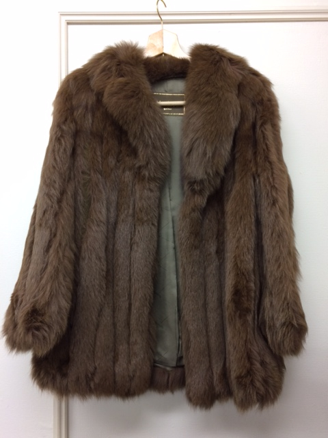 MOONBAT FUR ムーンバット ファー レディース 毛皮 リアルファー 