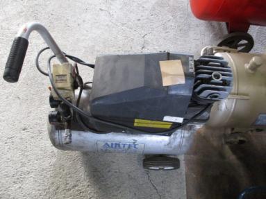 100V中古コンプレッサー・訳有り・売り切り