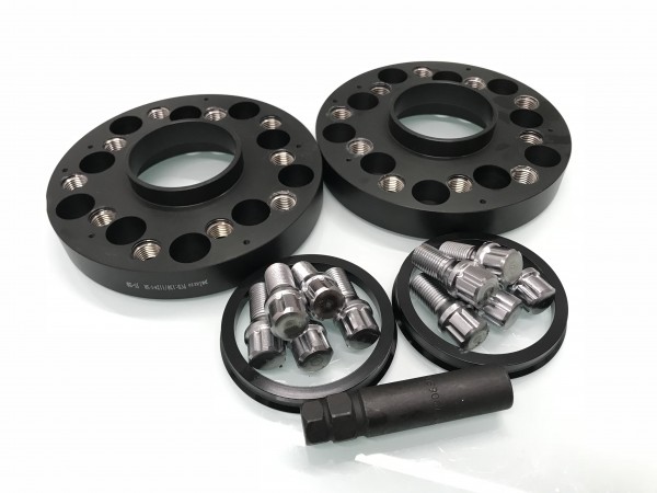 ポルシェ/マカンにPCD130のホイールを取付/PCD変換スペーサー/23mm/130  