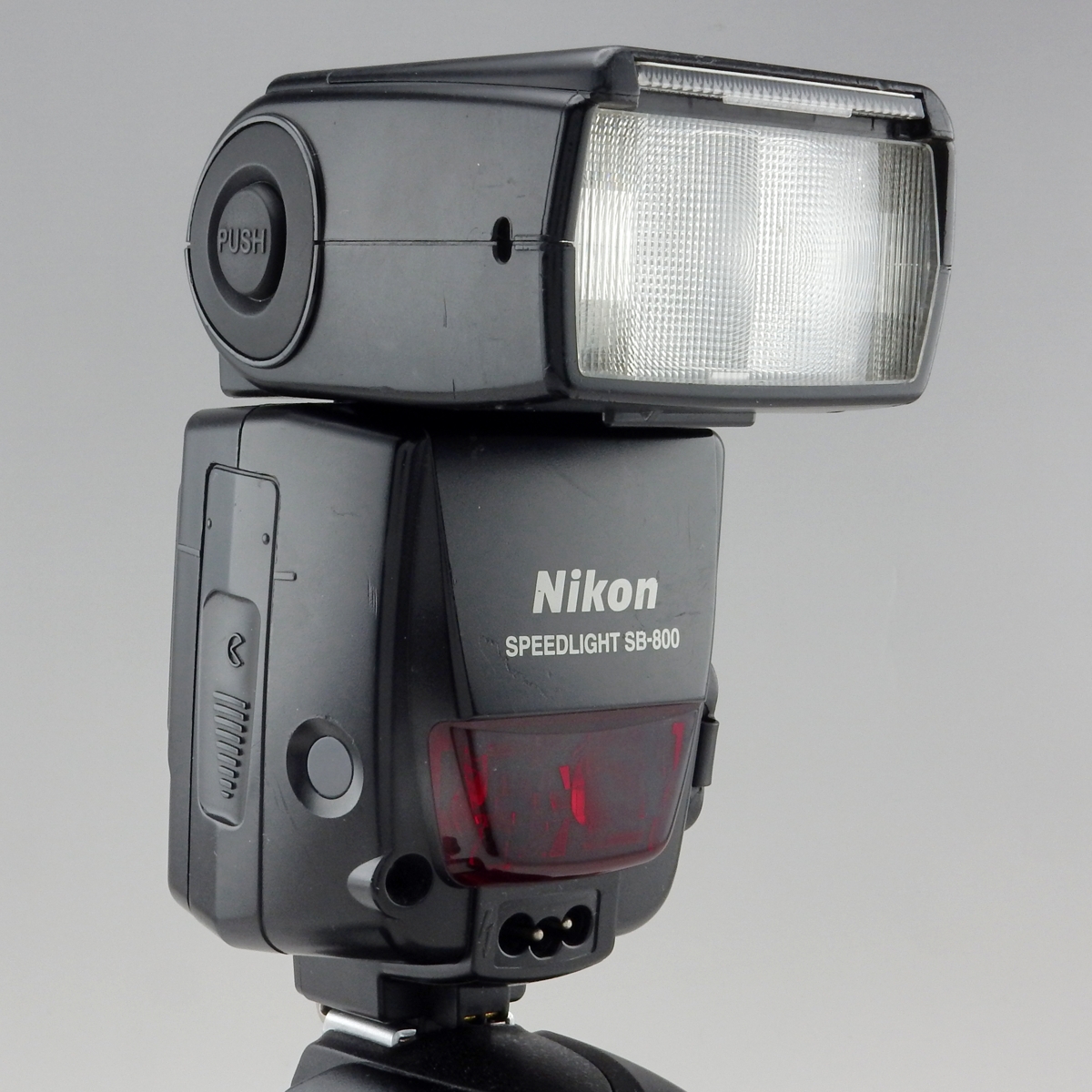 >ニコン　スピードライト　SB-700　新品同様購入依頼　使用頻度わずかのとても綺麗なお品です箱、パーツ、説明書、ケース等　全て揃っております。<br><br><span class=
