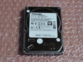 新品同様 東芝 S-ATA接続 2.5インチ ハードディスク 2TB MQ03ABB200 使用時間8時間