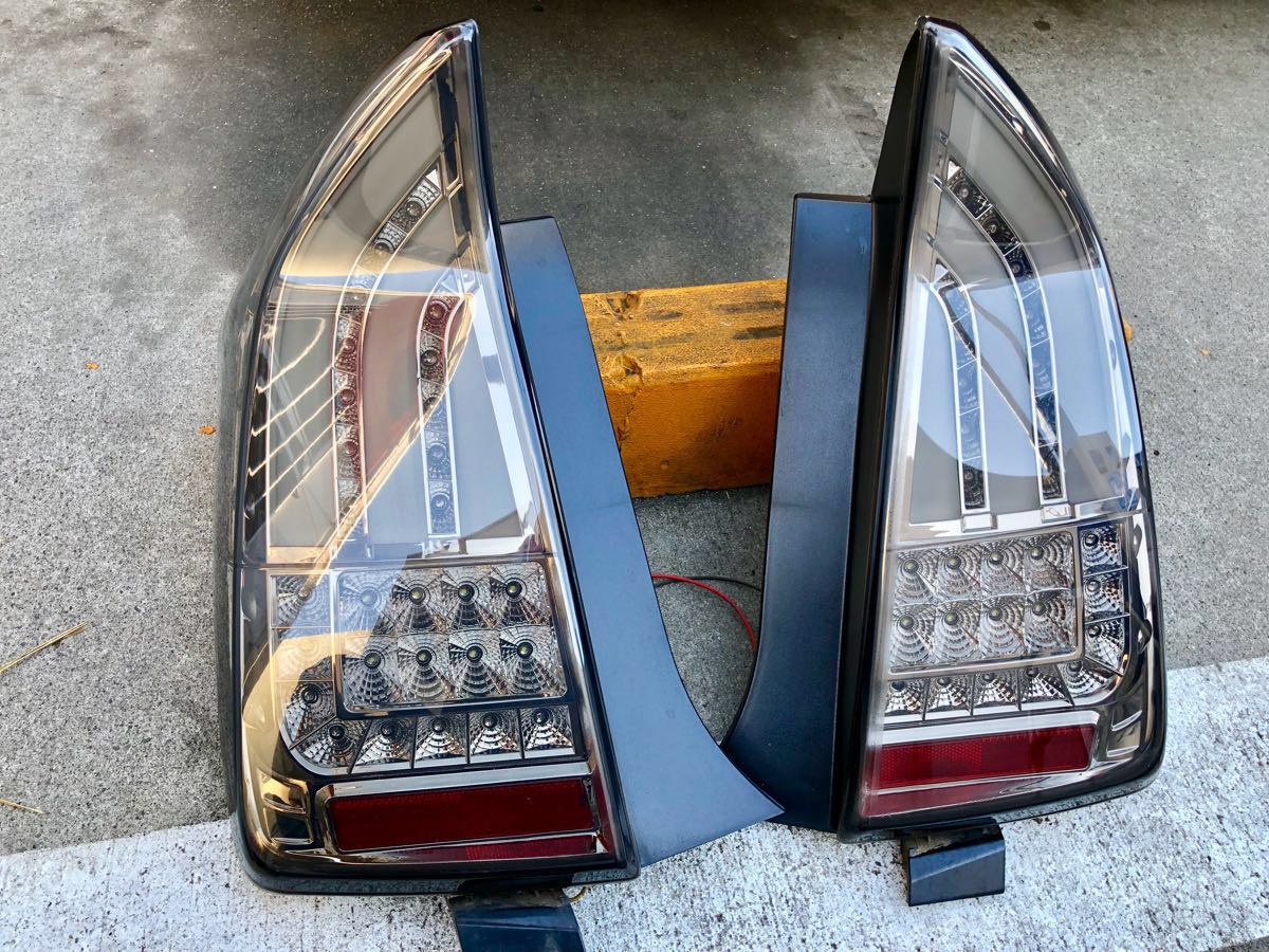 バイク 30プリウス クリスタルアイファイバーフルLEDテール 2個セット