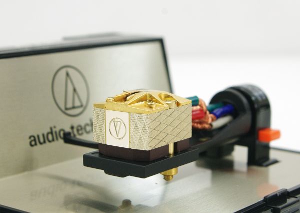 ■audio-technica AT33E MC カートリッジ DIATONE シェル付 オーディオテクニカ 動作未確認 現状品