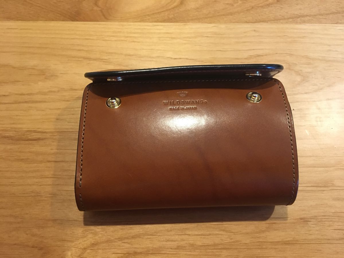 【美品】ワイルドスワンズ バーン（WILDSWANS BYRNE）財布 ウォレット