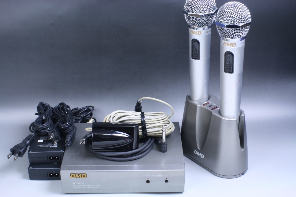 楽器・機材 BMB ワイヤレスマイクレシーバー WT-1000 マイク⁄充電
