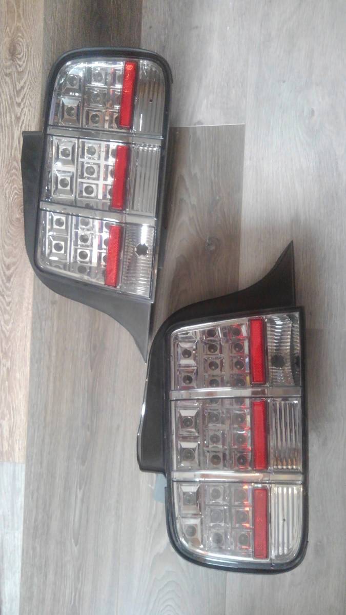 マスタング　05-09LED　テールライト　イーグルアイ　クリア　レンズ