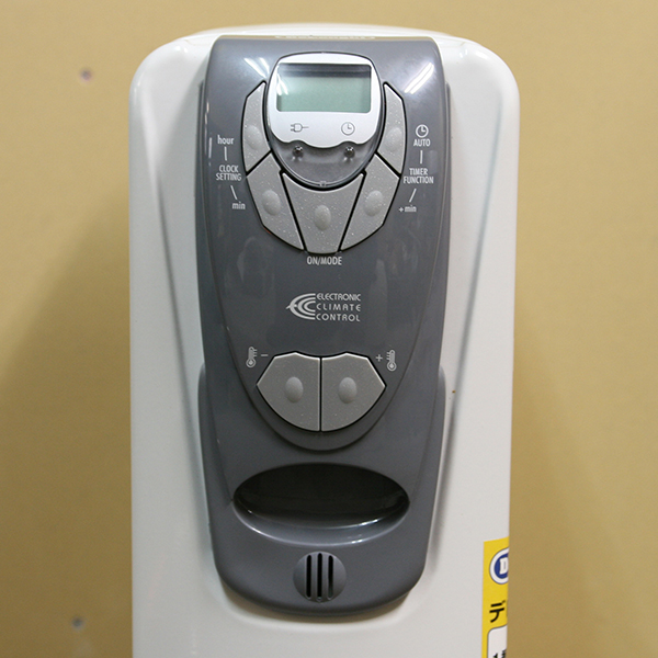 DeLongihi デロンギ オイル密閉式ラジエーター型ヒーター デロンギ