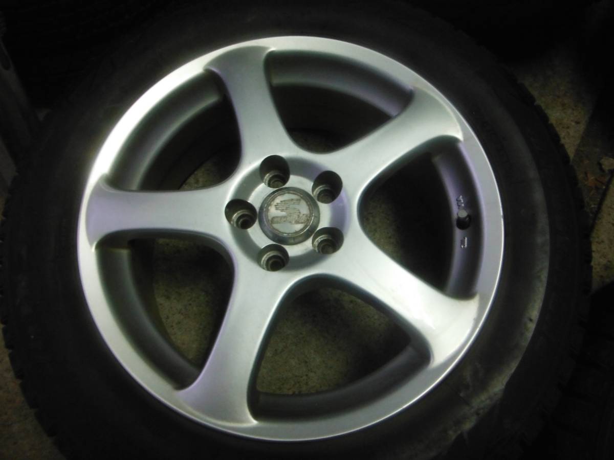 195⁄60R16 スタッドレス冬溝あり195/60R16バリ山ブリヂストンアルミ 
