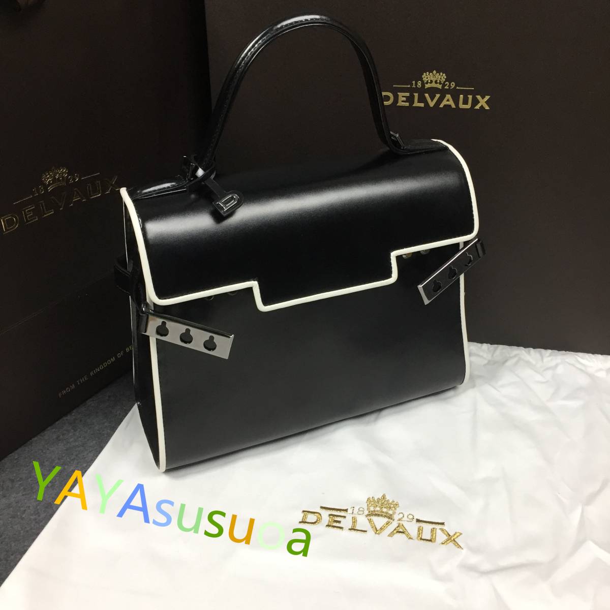 新品同様 正規品 デルヴォー DELVAUX 高級サプルレザー 斜め掛け 2WAY 