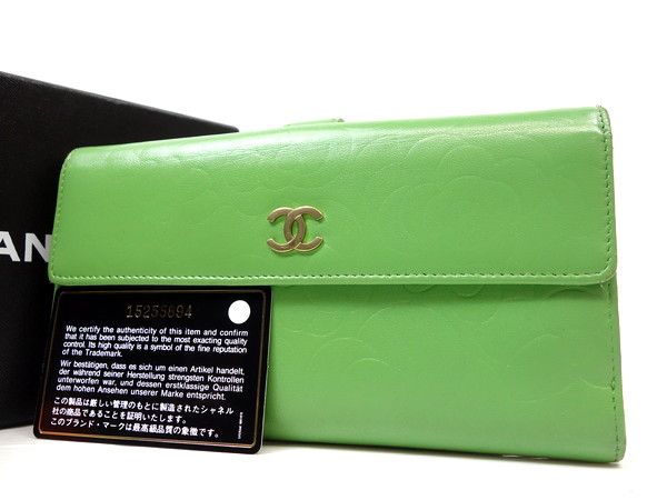 15番台 Chanelシャネル カメリア ココマーク 長財布 レザー グリーン系 緑 レディース財布 女性用財布 売買されたオークション情報 Yahooの商品情報をアーカイブ公開 オークファン Aucfan Com