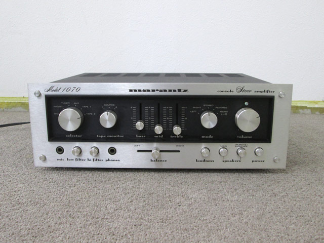 高品質，人気】 【ジャンク】Marantz プリメインアンプ Model 1070