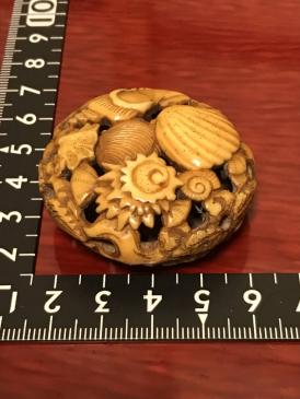 時代提物人物根付 天然素材 在銘高約4.5cm 重18g