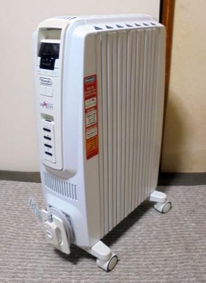 デロンギ デジタルドラゴン オイルヒーター TDD0712W 8～10畳 デロンギ