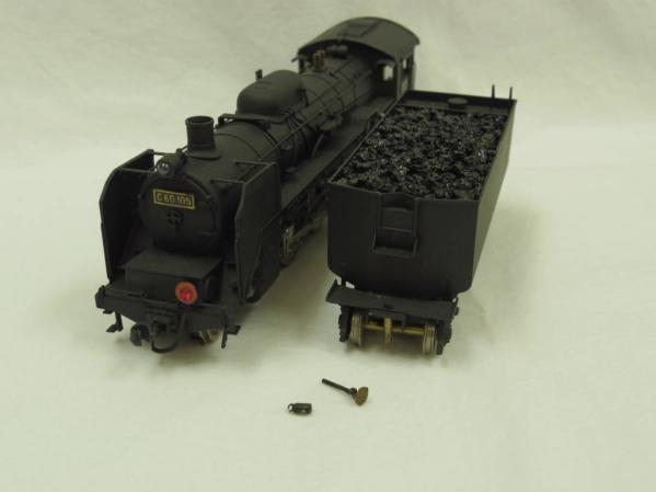 ☆ 天賞堂 №57016 マニ36 （スハ32改造車） SG仕様 荷物室扉窓桟有 美