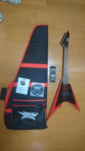 BABYMETAL ミニギター MINI-ARROW THE-ONE限定 中古