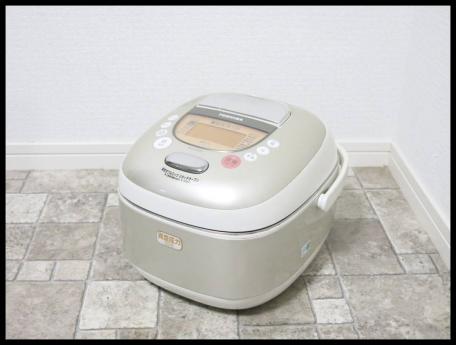TOSHIBA、東芝、炊飯器、5.5合 東芝圧力IH保温釜RC-L 10LY ◇東芝