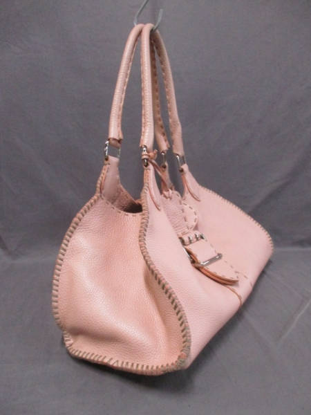 フェンディ FENDI バッグ ショルダーバッグ レザー ピンクベージュ セレリア