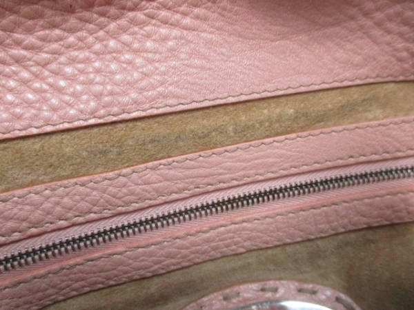 フェンディ FENDI バッグ ショルダーバッグ レザー ピンクベージュ セレリア