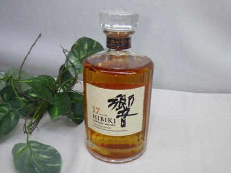 即決!!】未開栓 SUNTORY/サントリー ウィスキー 【響-HIBIKI-】 17年