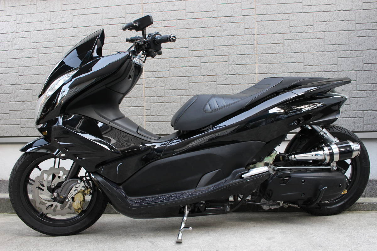 HONDA PCX125(JF28)ロンホイ ローダウン カスタム ブラック 綺麗