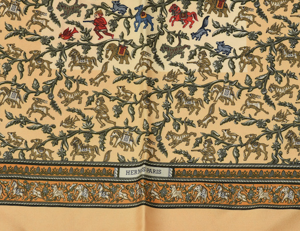 HERMES Chasse en Inde プチカレ スカーフ 美品 HERMES エルメス スカーフ プチカレ CHASSE EN INDE インドの狩猟