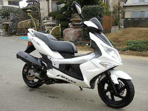PGO G-MAX200 スタイリッシュな外観! エンジン好調!(PGO)|売買され PGO G-MAX200 スタイリッシュな外観! エンジン好調!(PGO)|売買され