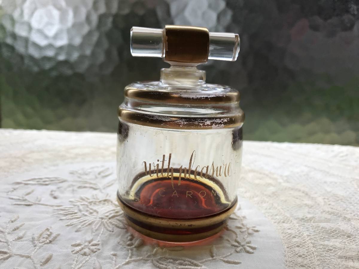 ☆CARON with pleasure 香水ビン☆ バカラ クリスタル ボトル