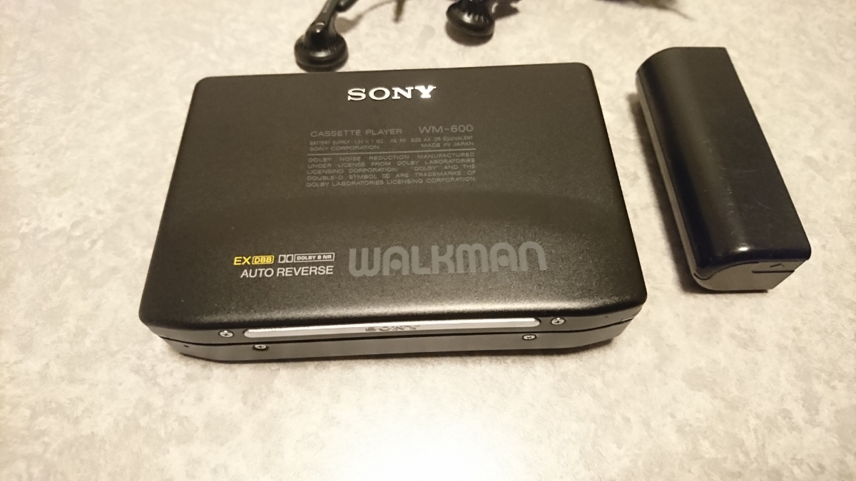 ソニーSONY WM-600 ウォークマン ステレオカセットプレーヤー 中古