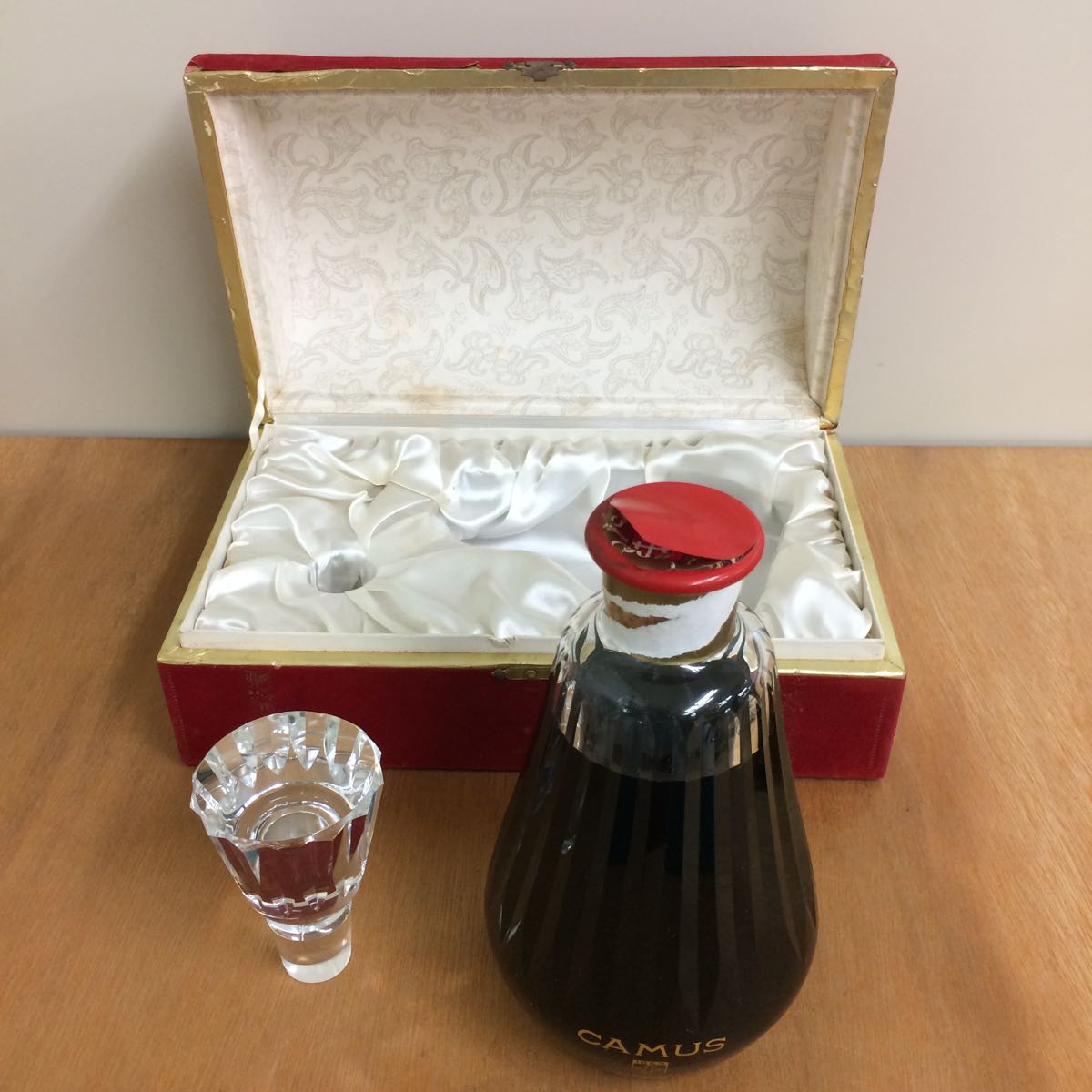 ◎1円◎ ☆未開封 「キャップ訳あり」 カミュ バカラ カラフェ CAMUS