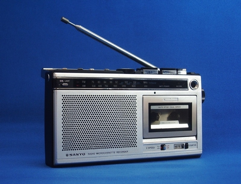 SANYO サンヨー ラジオマイクロカセットレコーダー　MR-TT14 SANYO / サンヨー ☆ 掌のなかテレコ / マイクロラジカセ ☆ MR-TT14