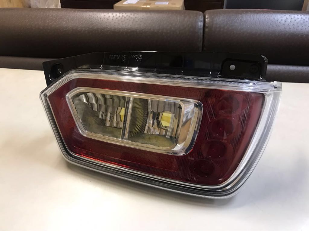 スズキ ワゴンR MH55S 純正 テールランプ テールレンズ 右 R 運転席側