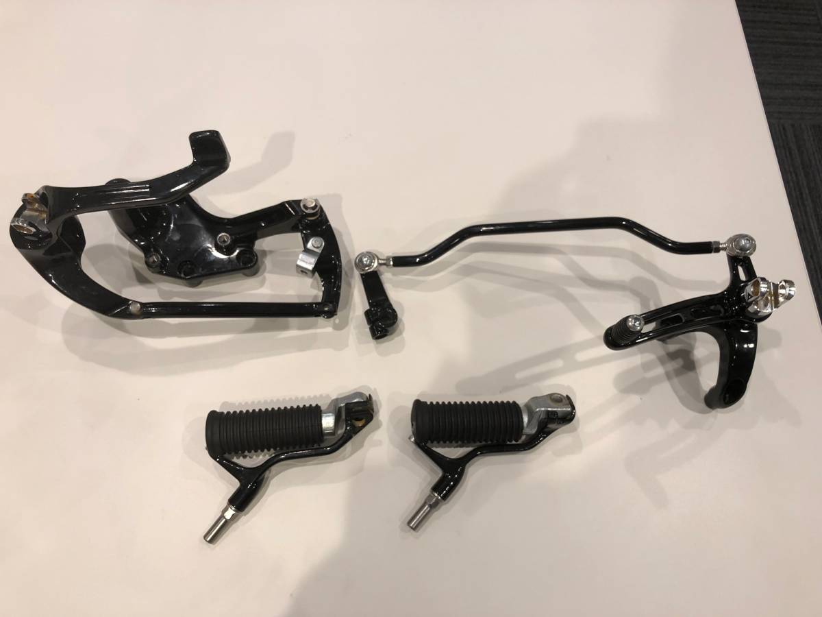 純正】50700040：リアセットフットコントロール スポーツスター用 美品 
