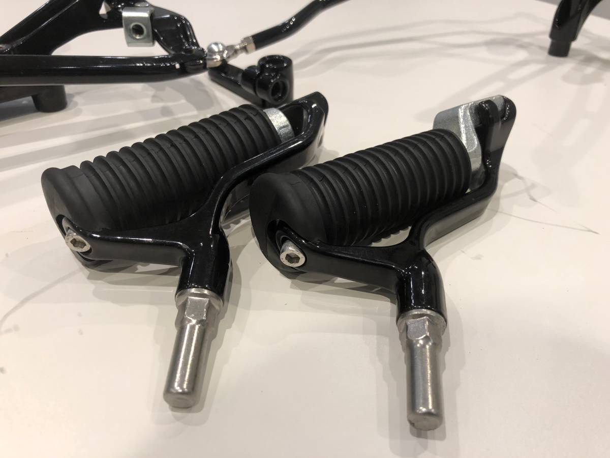 純正】50700040：リアセットフットコントロール スポーツスター用 美品 